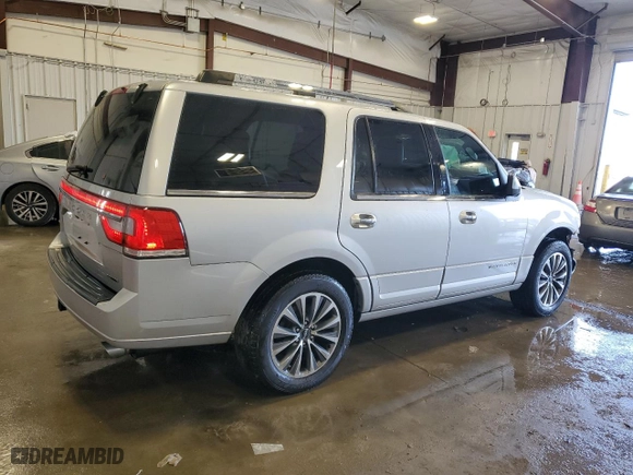 2015 Lincoln Navigator with VIN 5LMJJ2JT4FEJ01231, listed as a Copart auction lot 42377945 with 111,200 mi miles and Salvage Title. Bid and sale history available at carsss.com. Image 3.
