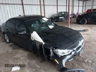 2016 BMW 3 Series 328i z VIN WBA8E9C5XGK648358, wystawiony jako IAAI lot #42150386 z przebiegiem 84 533 mil mil oraz . Historia ofert i sprzedaży dostępna na DreamBid. Obrazek 1.
