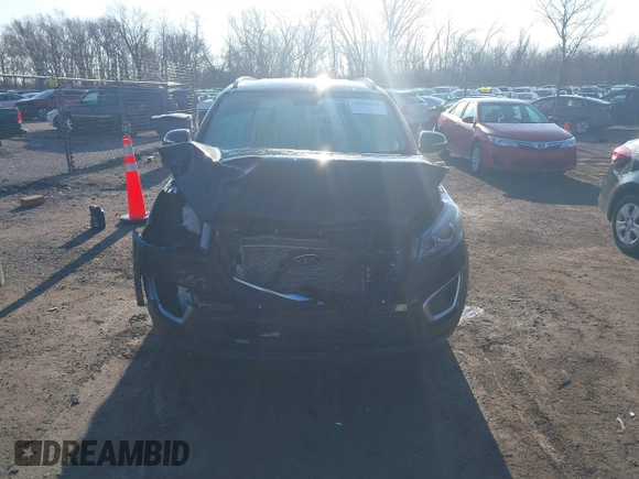 2016 Kia Sorento LX with VIN 5XYPG4A32GG031328, listed as a IAAI auction lot 41890459 with 158,475 mi miles. Bid and sale history available at carsss.com. Image 12.