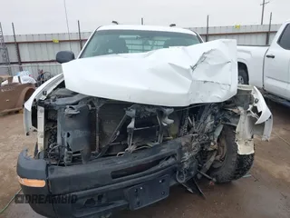 2010 Chevrolet Silverado 1500 with VIN 1GCSKPE32AZ189987, listed as a IAAI auction lot 41443898 with 175,896 mi miles and . Bid and sale history available at DreamBid. Image 12.