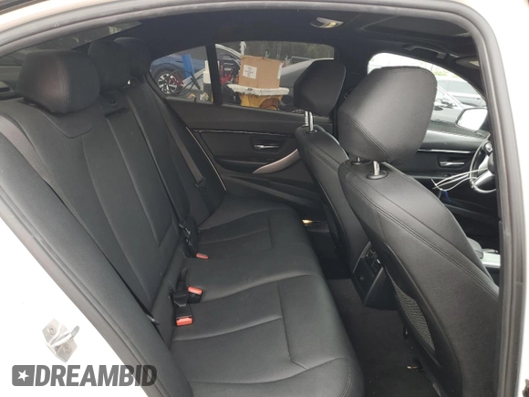 2017 BMW 3 Series 330i z VIN WBA8B9G33HNU57186, wystawiony jako Copart lot #58443095 z przebiegiem 78 525 mil mil oraz Szkoda całkowita • Salvage title. Historia ofert i sprzedaży dostępna na DreamBid. Obrazek 10.