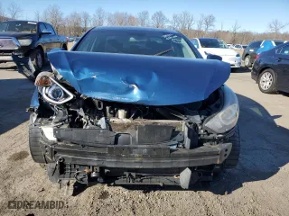 2015 Hyundai Elantra Limited with VIN KMHDH4AE7FU281903, listed as a Copart auction lot 49400465 with 164,684 mi miles and Salvage Title. Bid and sale history available at carsss.com. Image 5.