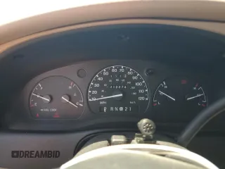2000 Ford Ranger XL with VIN 1FTYR14V1YPB14225, listed as a Copart auction lot 55570405 with 212,274 mi miles and Clean Title. Bid and sale history available at carsss.com. Image 9.