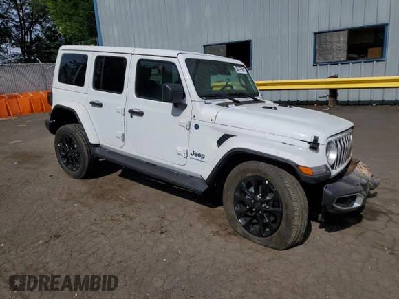 2025 Jeep Wrangler Sahara with VIN 1C4RJXP60SW585413, listed as a Copart auction lot 61955615 with 1,435 mi miles and Clean title. Bid and sale history available at DreamBid. Image 4.
