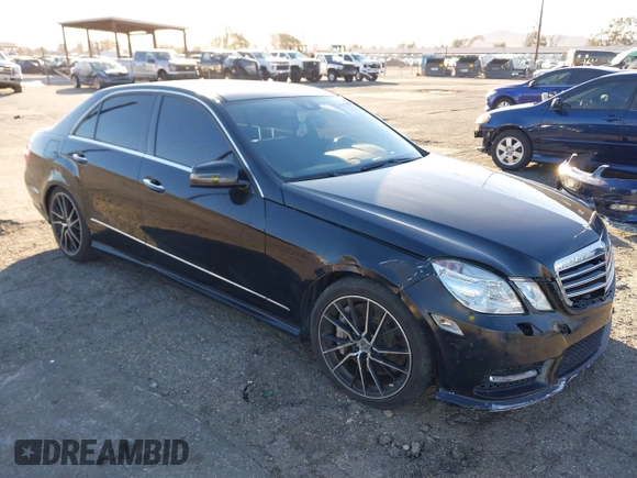 2013 Mercedes-Benz E 550 Sport z VIN WDDHF9BBXDA716236, wystawiony jako IAAI lot #41411124 z przebiegiem 159 401 mil mil oraz . Historia ofert i sprzedaży dostępna na DreamBid. Obrazek 1.