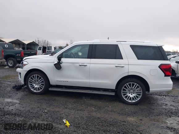 2023 Ford Expedition Platinum with VIN 1FMJU1M88PEA05387, listed as a IAAI auction lot 41247717 with 25,934 mi miles. Bid and sale history available at carsss.com. Image 14.