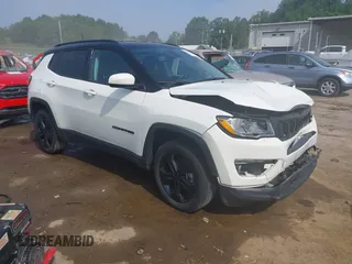 2020 Jeep Compass Latitude с VIN 3C4NJDBB6LT157841, выставлен на аукционе IAAI как лот 42484052 с пробегом 52 610 миль миль и . История ставок и продаж доступна на DreamBid. Изображение 1.