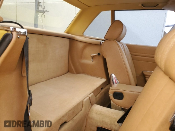 1981 Mercedes-Benz 380 SL z VIN WDBBA45A6BB004011, wystawiony jako Copart lot #51533745 z przebiegiem 94 176 mil mil oraz Tytuł czysty. Historia ofert i sprzedaży dostępna na DreamBid. Obrazek 10.