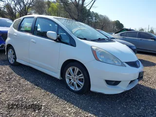 2009 Honda Fit Sport w/Navi with VIN JHMGE88609C002848, listed as a IAAI auction lot 42121403 with 168,138 mi miles. Bid and sale history available at carsss.com. Image 6.