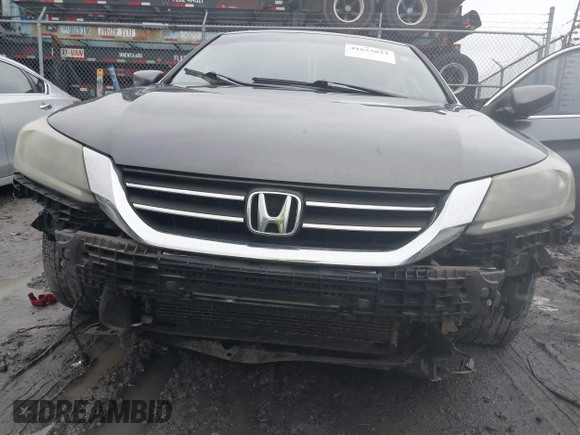 2015 Honda Accord Sport with VIN 1HGCR2F55FA139823, listed as a IAAI auction lot 41623823 with 169,093 mi miles and . Bid and sale history available at DreamBid. Image 6.