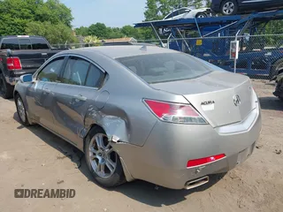2010 Acura TL z VIN 19UUA8F21AA017361, wystawiony jako IAAI lot #42395500 z przebiegiem 123 225 mil mil oraz . Historia ofert i sprzedaży dostępna na DreamBid. Obrazek 3.