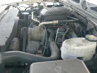 2007 Chevrolet Silverado 3500 с VIN 1GCHC33D17F110749, выставлен на аукционе IAAI как лот 41513828 с пробегом 196 858 миль миль и . История ставок и продаж доступна на DreamBid. Изображение 19.