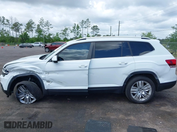 2019 Volkswagen Atlas SE with VIN 1V2WR2CA4KC509962, listed as a IAAI auction lot 42147840 with 67,557 mi miles and . Bid and sale history available at DreamBid. Image 14.