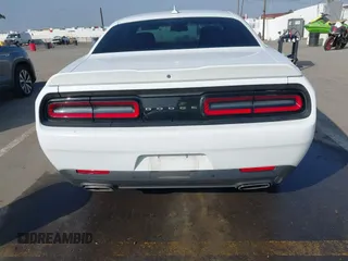 2019 Dodge Challenger GT z VIN 2C3CDZJG7KH503920, wystawiony jako IAAI lot #41604967 z przebiegiem 93 829 mil mil oraz . Historia ofert i sprzedaży dostępna na DreamBid. Obrazek 16.
