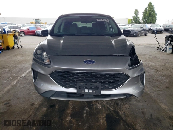2022 Ford Escape SE with VIN 1FMCU0G63NUA69580, listed as a Copart auction lot 60127375 with 61,556 mi miles and Salvage title. Bid and sale history available at DreamBid. Image 5.