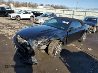 2014 Ford Mustang GT z VIN 1ZVBP8FF0E5253129, wystawiony jako Copart lot #86513994 z przebiegiem 112 133 mil mil oraz Szkoda całkowita • Salvage title. Historia ofert i sprzedaży dostępna na DreamBid. Obrazek 1.