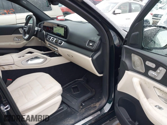 2025 Mercedes-Benz GLS 450 with VIN 4JGFF5KE4SB333111, listed as a IAAI auction lot 41955453 with 1,985 mi miles and . Bid and sale history available at DreamBid. Image 5.
