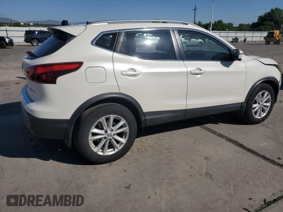 2017 Nissan Rogue SV with VIN JN1BJ1CR4HW133863, listed as a Copart auction lot 62645135 with 66,170 mi miles and Salvage title. Bid and sale history available at DreamBid. Image 3.