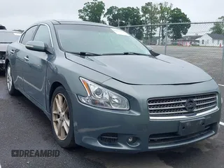 2010 Nissan Maxima SV z VIN 1N4AA5AP8AC874340, wystawiony jako IAAI lot #42470133 z przebiegiem 154 751 mil mil oraz . Historia ofert i sprzedaży dostępna na DreamBid. Obrazek 1.