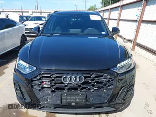 2021 Audi SQ5 Premium Plus z VIN WA1B4AFY1M2001646, wystawiony jako IAAI lot #42227378 z przebiegiem 48 525 mil mil oraz . Historia ofert i sprzedaży dostępna na DreamBid. Obrazek 12.