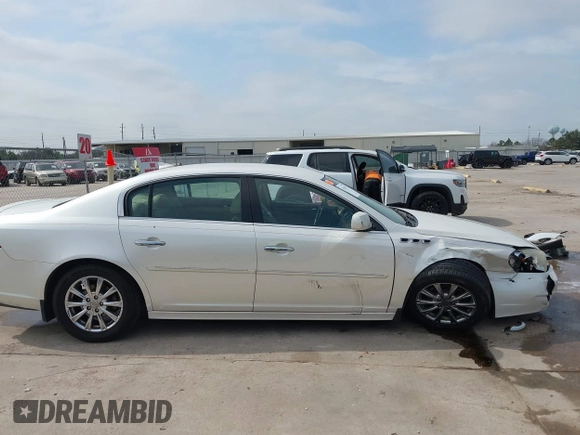 2011 Buick Lucerne CXL Premium with VIN 1G4HJ5EM9BU119455, listed as a IAAI auction lot 41542742 with 132,923 mi miles. Bid and sale history available at carsss.com. Image 13.