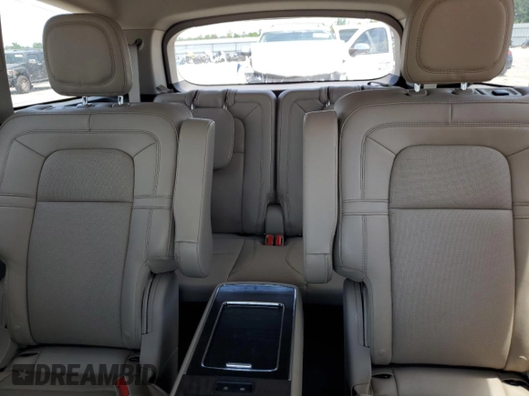 2023 Lincoln Aviator Reserve with VIN 5LM5J7XC5PGL11266, listed as a Copart auction lot 62368795 with 39,886 mi miles and Clean title. Bid and sale history available at DreamBid. Image 10.