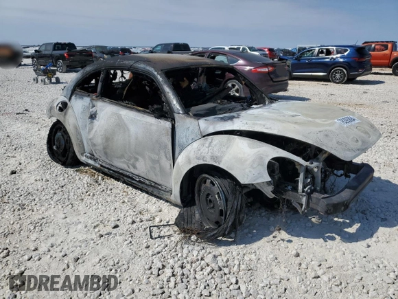 2016 Volkswagen Beetle SE с VIN 3VWJ17ATXGM612150, выставлен на аукционе Copart как лот 76393894 с пробегом Не указан миль и На запчасти • Non repairable. История ставок и продаж доступна на DreamBid. Изображение 4.