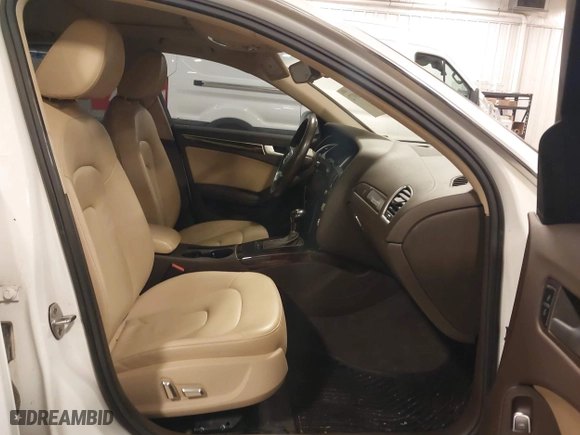 2014 Audi A4 Premium with VIN WAUBFAFL4EN000461, listed as a IAAI auction lot 41918972 with 137,242 mi miles. Bid and sale history available at carsss.com. Image 5.