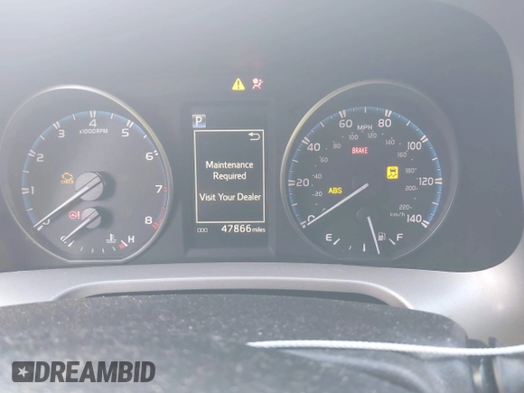 2018 Toyota RAV4 XLE z VIN 2T3WFREV9JW445903, wystawiony jako IAAI lot #42119869 z przebiegiem 47 866 mil mil oraz . Historia ofert i sprzedaży dostępna na DreamBid. Obrazek 7.