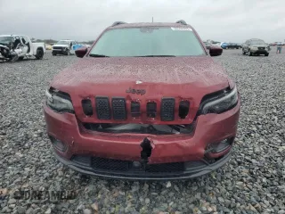 2021 Jeep Cherokee Latitude Plus z VIN 1C4PJLLB2MD183619, wystawiony jako Copart lot #56592595 z przebiegiem 33 243 mil mil oraz Czysty tytuł • Clean title. Historia ofert i sprzedaży dostępna na DreamBid. Obrazek 5.