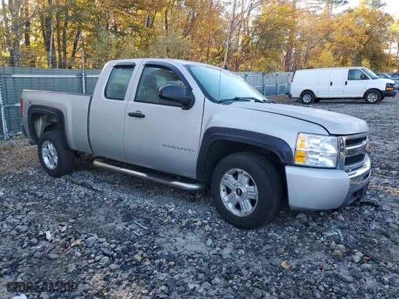 2009 Chevrolet Silverado 1500 Work Truck with VIN 1GCEK19C09Z117850, listed as a Copart auction lot 76186004 with 0 mi miles and Salvage Title. Bid and sale history available at carsss.com. Image 4.