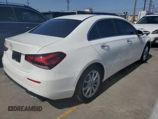 2019 Mercedes-Benz A 220 с VIN WDD3G4EB7KW022688, выставлен на аукционе Copart как лот 61097875 с пробегом 59 968 миль миль и Списание • Salvage title. История ставок и продаж доступна на DreamBid. Изображение 3.
