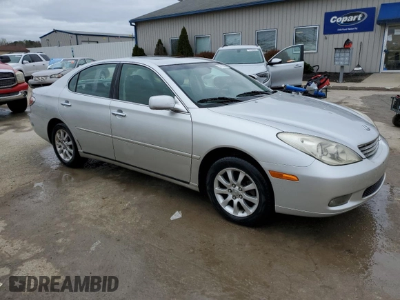 2002 Lexus ES 300 with VIN JTHBF30G425012176, listed as a Copart auction lot 51215515 with 371,102 mi miles and Non Repairable. Bid and sale history available at DreamBid. Image 4.