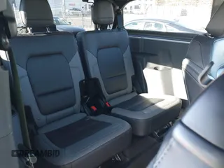 2024 Ford Bronco Big Bend с VIN 1FMDE7AH7RLB15038, выставлен на аукционе IAAI как лот 41504232 с пробегом 344 миль миль и . История ставок и продаж доступна на DreamBid. Изображение 8.