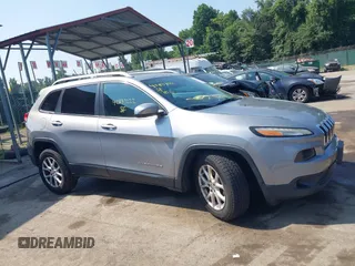 2015 Jeep Cherokee Latitude with VIN 1C4PJMCS2FW789144, listed as a IAAI auction lot 42837222 with 99,759 mi miles and . Bid and sale history available at DreamBid. Image 14.