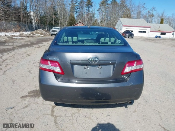 2011 Toyota Camry LE with VIN 4T4BF3EK5BR095008, listed as a IAAI auction lot 41765871 with 204,327 mi miles. Bid and sale history available at carsss.com. Image 15.