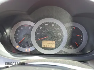 2007 Toyota RAV4 Limited z VIN JTMZD31VX76028452, wystawiony jako Copart lot #61800635 z przebiegiem 149 784 mil mil oraz Czysty tytuł • Clean title. Historia ofert i sprzedaży dostępna na DreamBid. Obrazek 9.