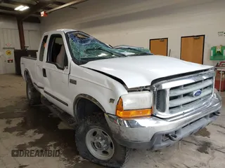 1999 Ford F-250 XL z VIN 1FTNX21S3XEC39018, wystawiony jako IAAI lot #42238794 z przebiegiem Nie podano mil oraz . Historia ofert i sprzedaży dostępna na DreamBid. Obrazek 1.