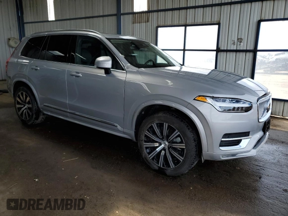2025 Volvo XC90 Core с VIN YV4M12PJ3S1335224, выставлен на аукционе Copart как лот 51190285 с пробегом 5 494 миль миль и Чистый • Clean title. История ставок и продаж доступна на DreamBid. Изображение 4.