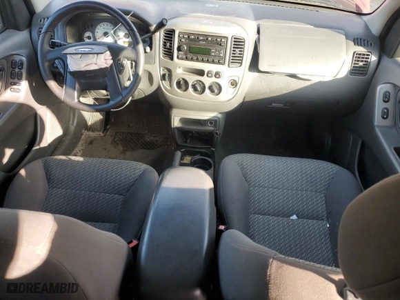2003 Ford Escape XLT Popular 2 with VIN 1FMYU93153KC96573, listed as a Copart auction lot 48689625 with 169,603 mi miles and Salvage Title. Bid and sale history available at carsss.com. Image 8.