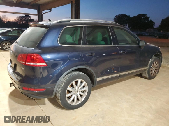 2012 Volkswagen Touareg Exec with VIN WVGEF9BP8CD007760, listed as a Copart auction lot 79271654 with 164,287 mi miles and Clean Title. Bid and sale history available at DreamBid. Image 3.