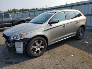 2015 Volvo XC60 T6 Premier Plus с VIN YV4902RCXF2590931, выставлен на аукционе Copart как лот 57310085 с пробегом 120 915 миль миль и Списание • Salvage title. История ставок и продаж доступна на DreamBid. Изображение 1.