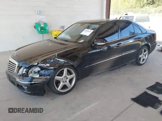 2009 Mercedes-Benz E-Class Luxury 3.5L with VIN WDBUF56X29B409585, listed as a IAAI auction lot 42046431 with 217,755 mi miles. Bid and sale history available at carsss.com. Image 2.