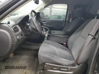 2008 Chevrolet Tahoe LS with VIN 1GNFC13C68J136059, listed as a Copart auction lot 44361965 with 231,398 mi miles and Salvage title. Bid and sale history available at DreamBid. Image 7.