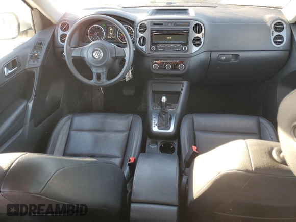 2012 Volkswagen Tiguan LE with VIN WVGAV7AXXCW568697, listed as a Copart auction lot 43210435 with 181,249 mi miles and Salvage title. Bid and sale history available at DreamBid. Image 8.
