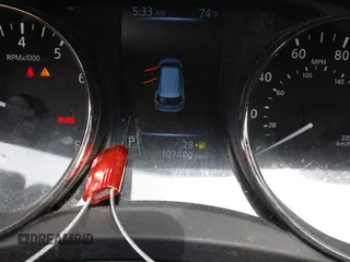 2017 Nissan Rogue S z VIN KNMAT2MVXHP609693, wystawiony jako IAAI lot #42342848 z przebiegiem 107 400 mil mil oraz . Historia ofert i sprzedaży dostępna na DreamBid. Obrazek 15.