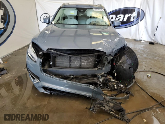 2023 Volvo XC90 Ultimate Bright Theme with VIN YV4H60CA6P1945963, listed as a Copart auction lot 46036015 with 15,052 mi miles and Salvage title. Bid and sale history available at DreamBid. Image 5.