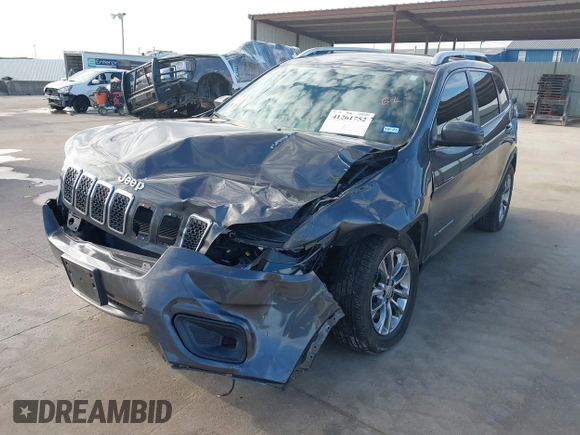 2020 Jeep Cherokee Latitude Plus with VIN 1C4PJLLB5LD639711, listed as a IAAI auction lot 41261752 with 35,609 mi miles. Bid and sale history available at carsss.com. Image 6.