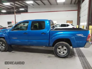 2008 Toyota Tacoma z VIN 5TELU42N18Z559778, wystawiony jako IAAI lot #42049220 z przebiegiem 237 385 mil mil oraz . Historia ofert i sprzedaży dostępna na DreamBid. Obrazek 14.