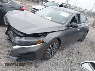 2024 Nissan Altima SV with VIN 1N4BL4DV1RN332189, listed as a IAAI auction lot 41779762 with 38,934 mi miles and . Bid and sale history available at DreamBid. Image 2.